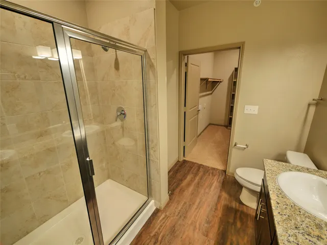 $1,900 | 5353 Space Center Boulevard, Unit B1, Pasadena, TX 77505