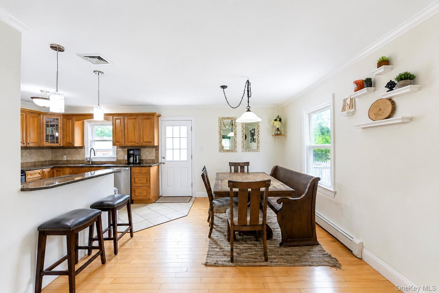 18 Hillcrest Road Rocky Point, NY 11778 - Photo 8 of 49 Gallery Image 8