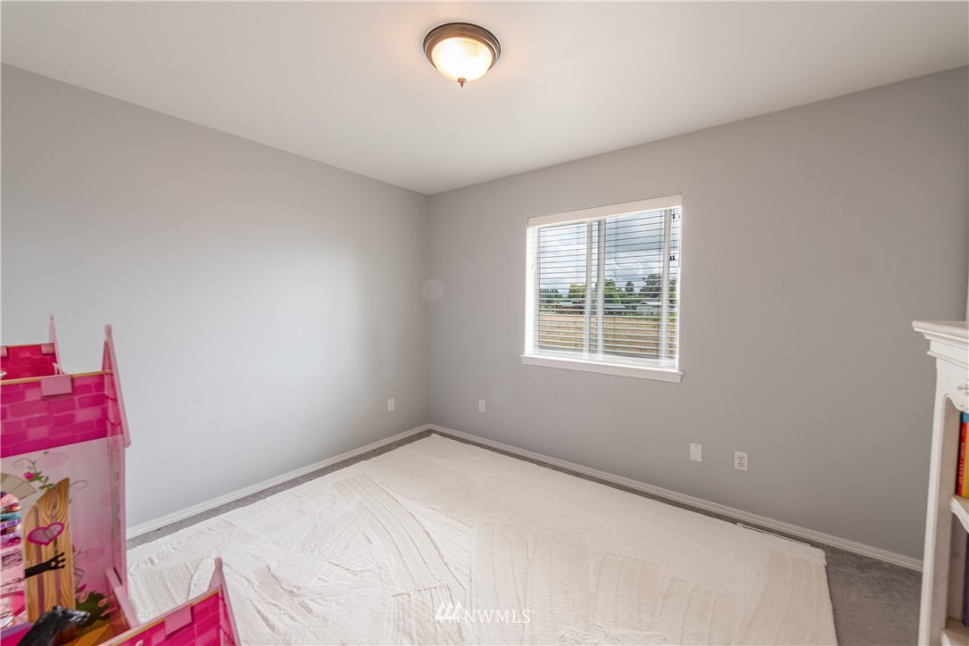 13829 Avon Allen Road Mount Vernon, WA 98273 - Photo 26 of 40 Gallery Image 26