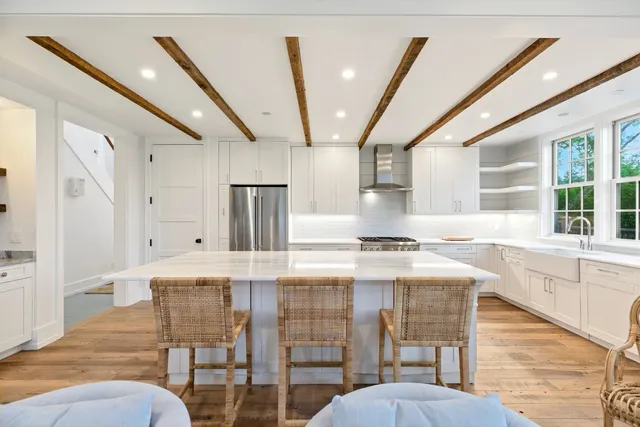 $5,995,000 | 33.5 Vesper Lane, Nantucket, MA 02554