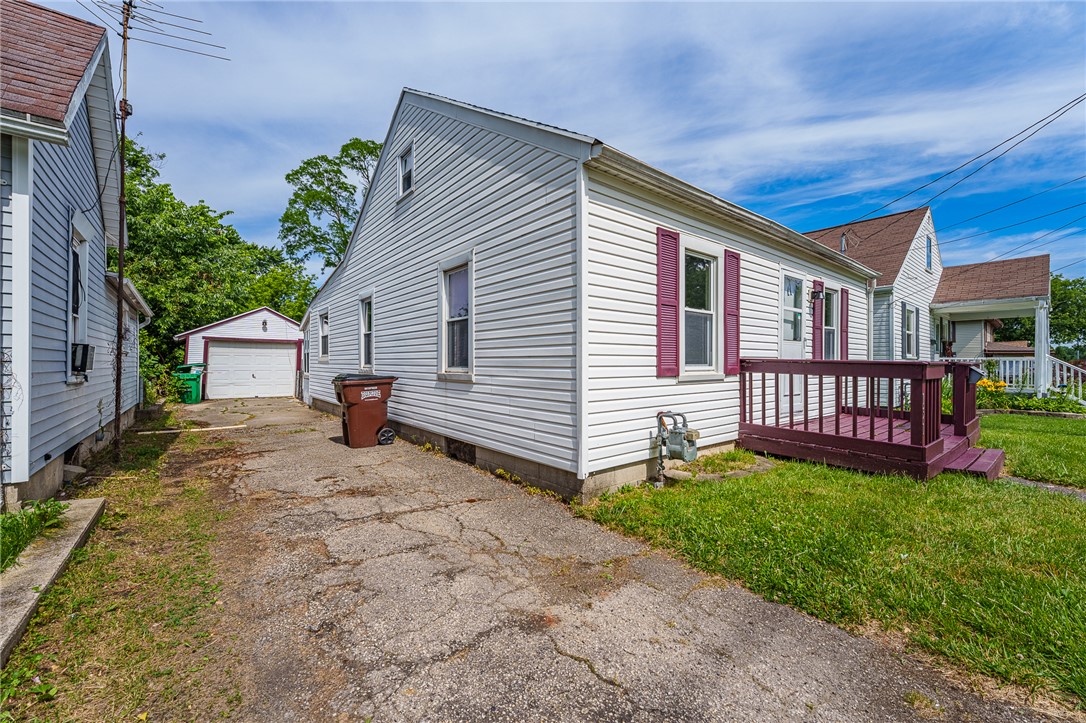151 4th Avenue Springfield, OH 45505 - Photo 5 of 32