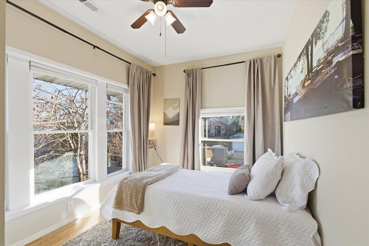 2218 Regent Street, Unit 2 Madison, WI 53726 - Photo 9 of 27