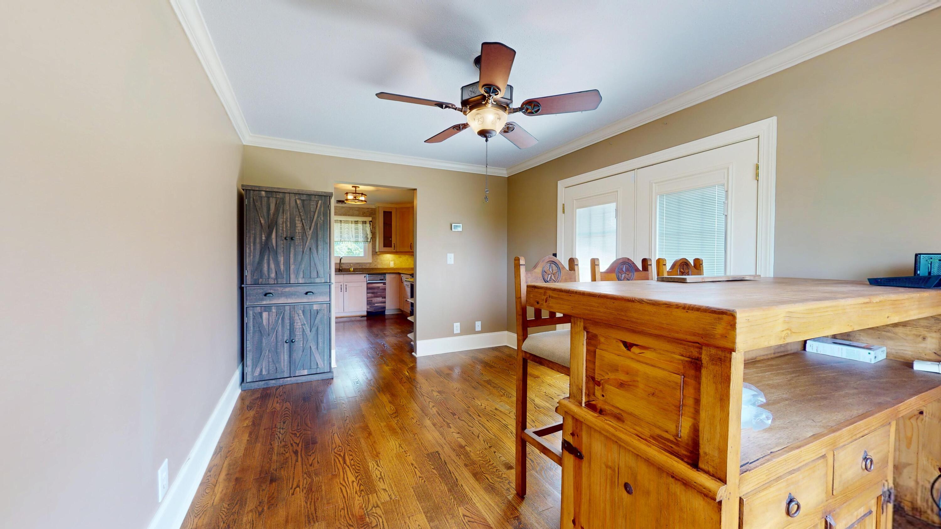 130 Loman Road Sumter, SC 29150 - Photo 34 of 102 Breakfast out