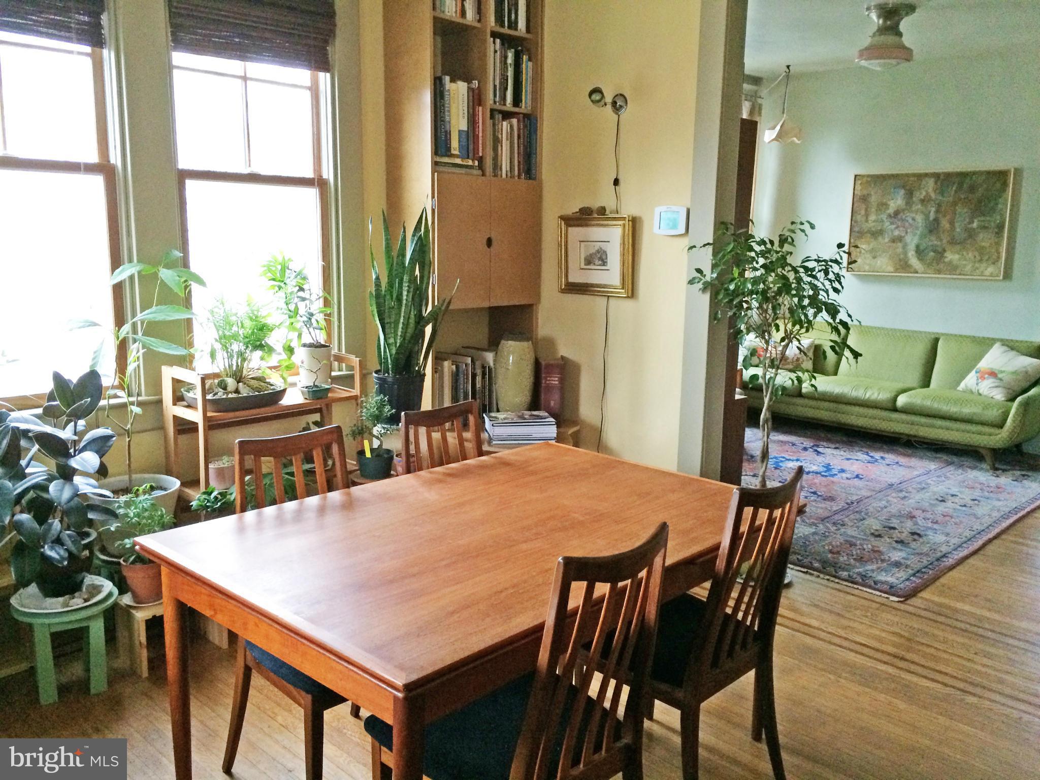 648 North Bend Road Baltimore, MD 21229 - Photo 12 of 30 A FAMILY GATHERING SPACE