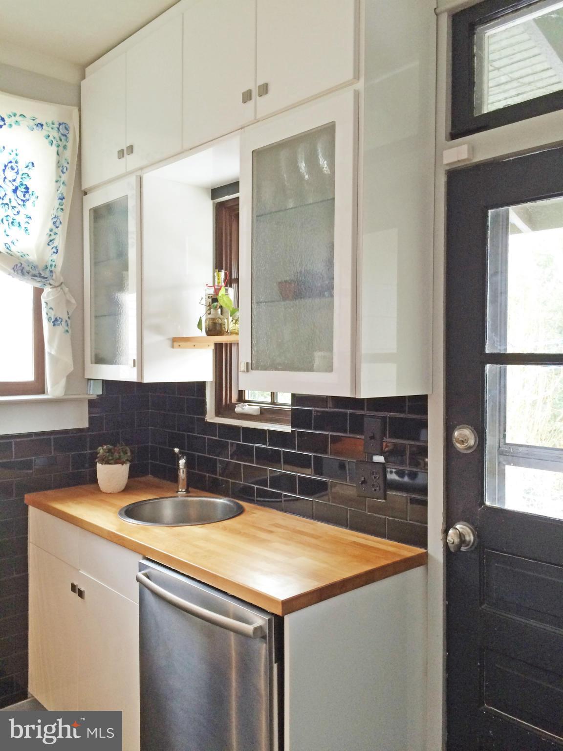 648 North Bend Road Baltimore, MD 21229 - Photo 22 of 30 EFFICENT WITH NICE APPLIANCES