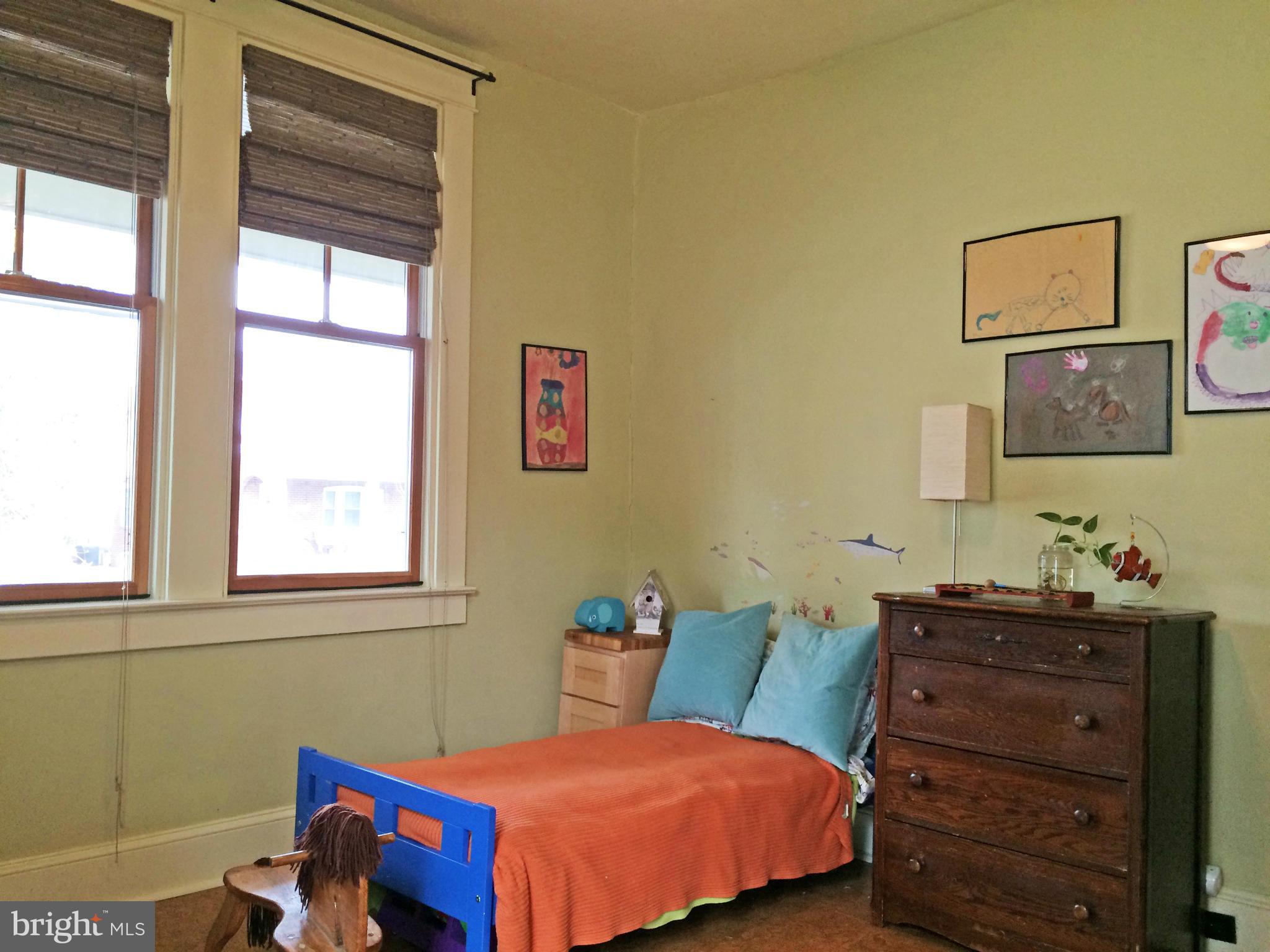 648 North Bend Road Baltimore, MD 21229 - Photo 9 of 30 2ND BEDR. ON MAIN FLOOR