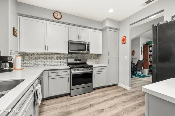 $569,999 | 40266 Racquet Lane, Palmdale, CA 93551