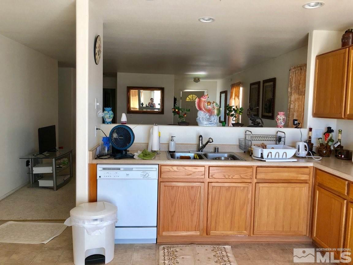 7435 Riverstone Court Reno, NV 89506 - Photo 8 of 14 Photo 8