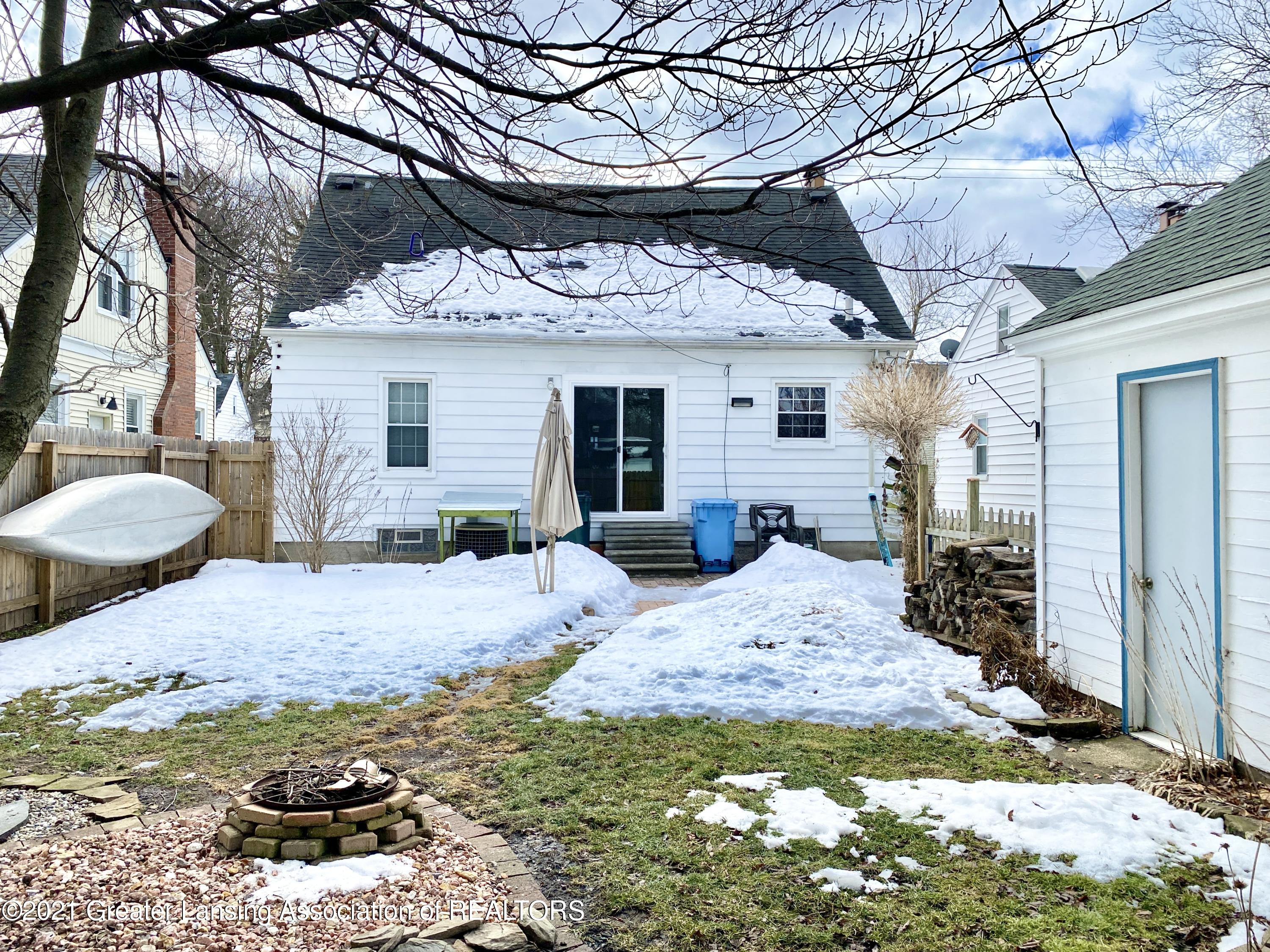 611 Riley Street Lansing, MI 48910 - Photo 40 of 41 Exterior Back