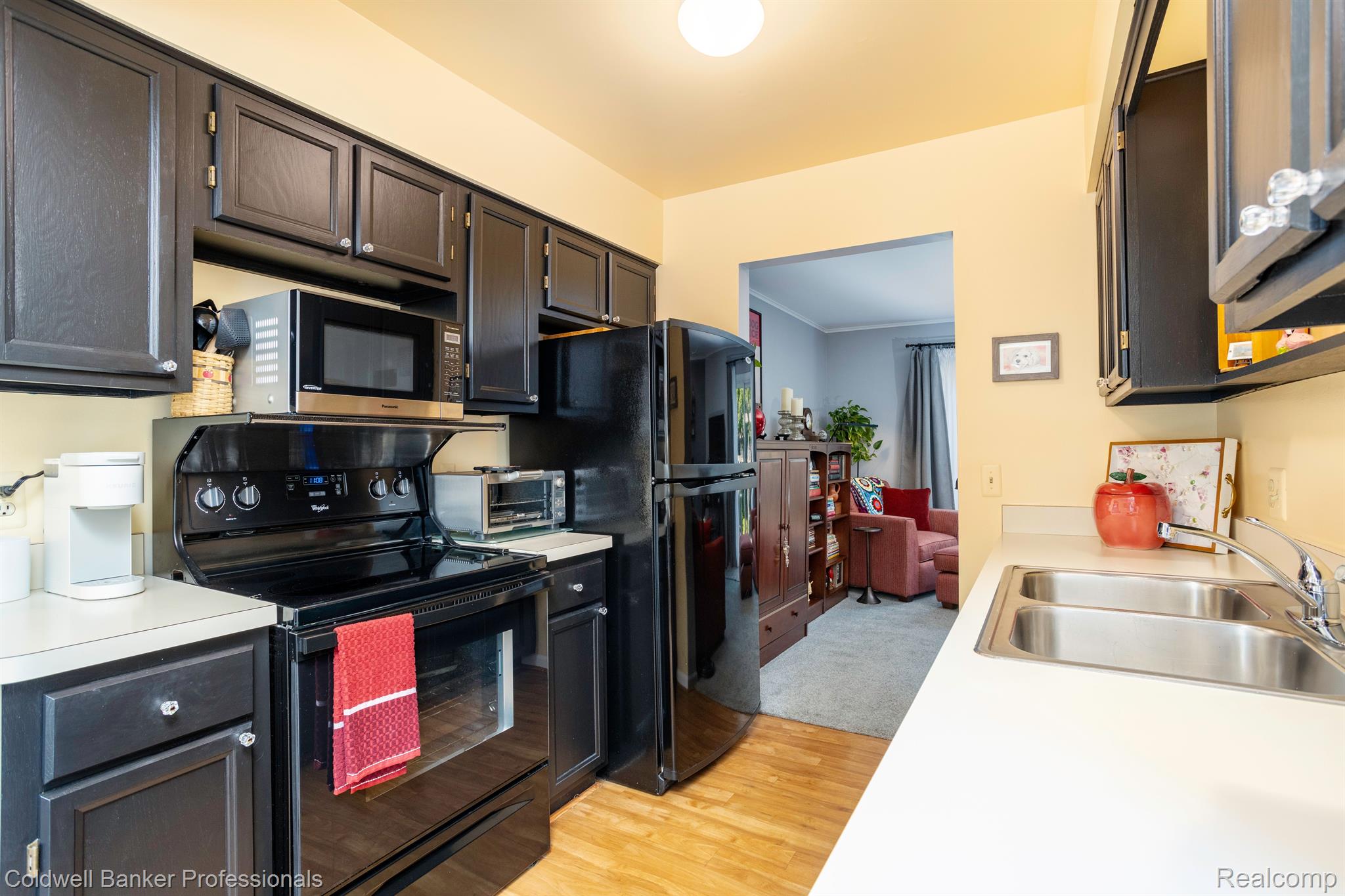 4995 Crooks Road Royal Oak, MI 48073 - Photo 8 of 32 Gallery Image 8