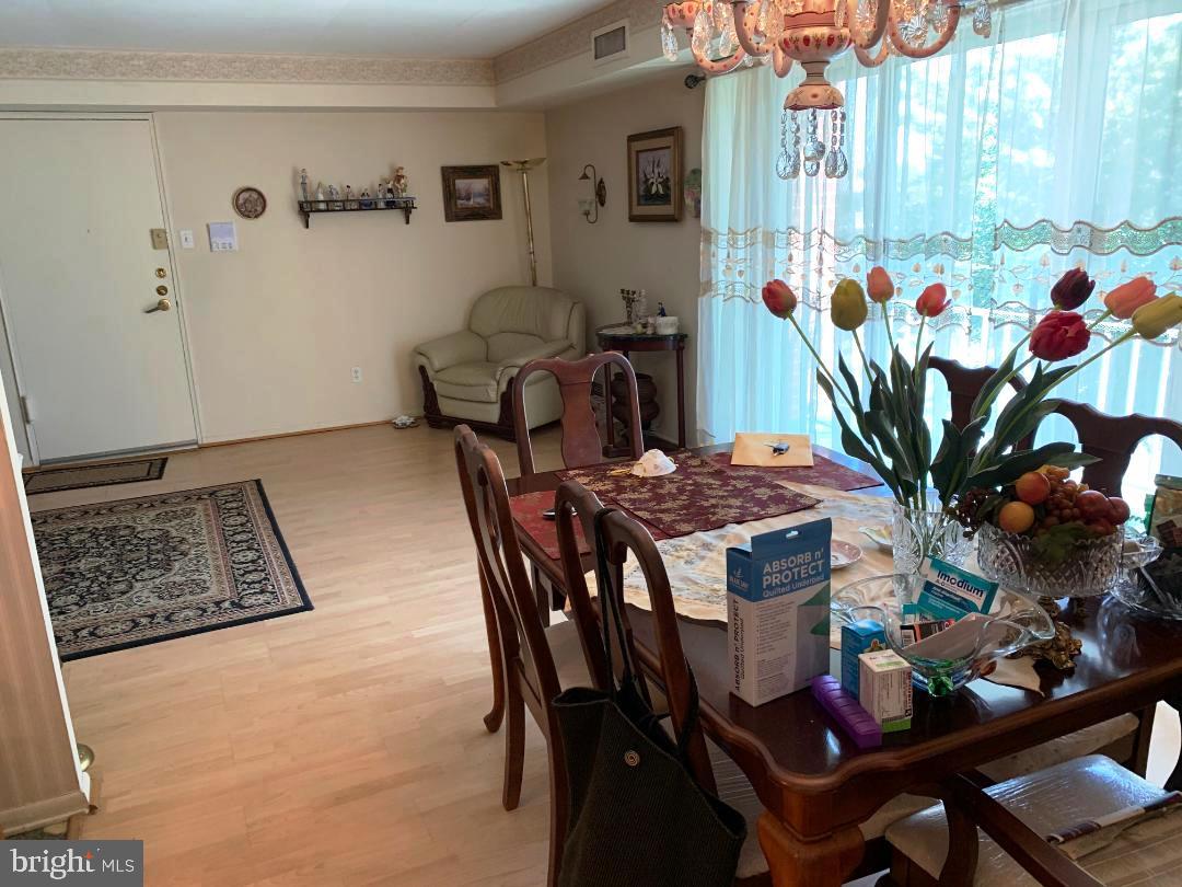 809 Red Lion Road, Unit B5 Philadelphia, PA 19115 - Photo 4 of 13 Gallery Image 4