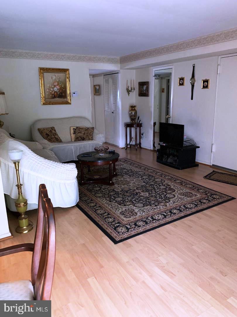 809 Red Lion Road, Unit B5 Philadelphia, PA 19115 - Photo 5 of 13 Gallery Image 5
