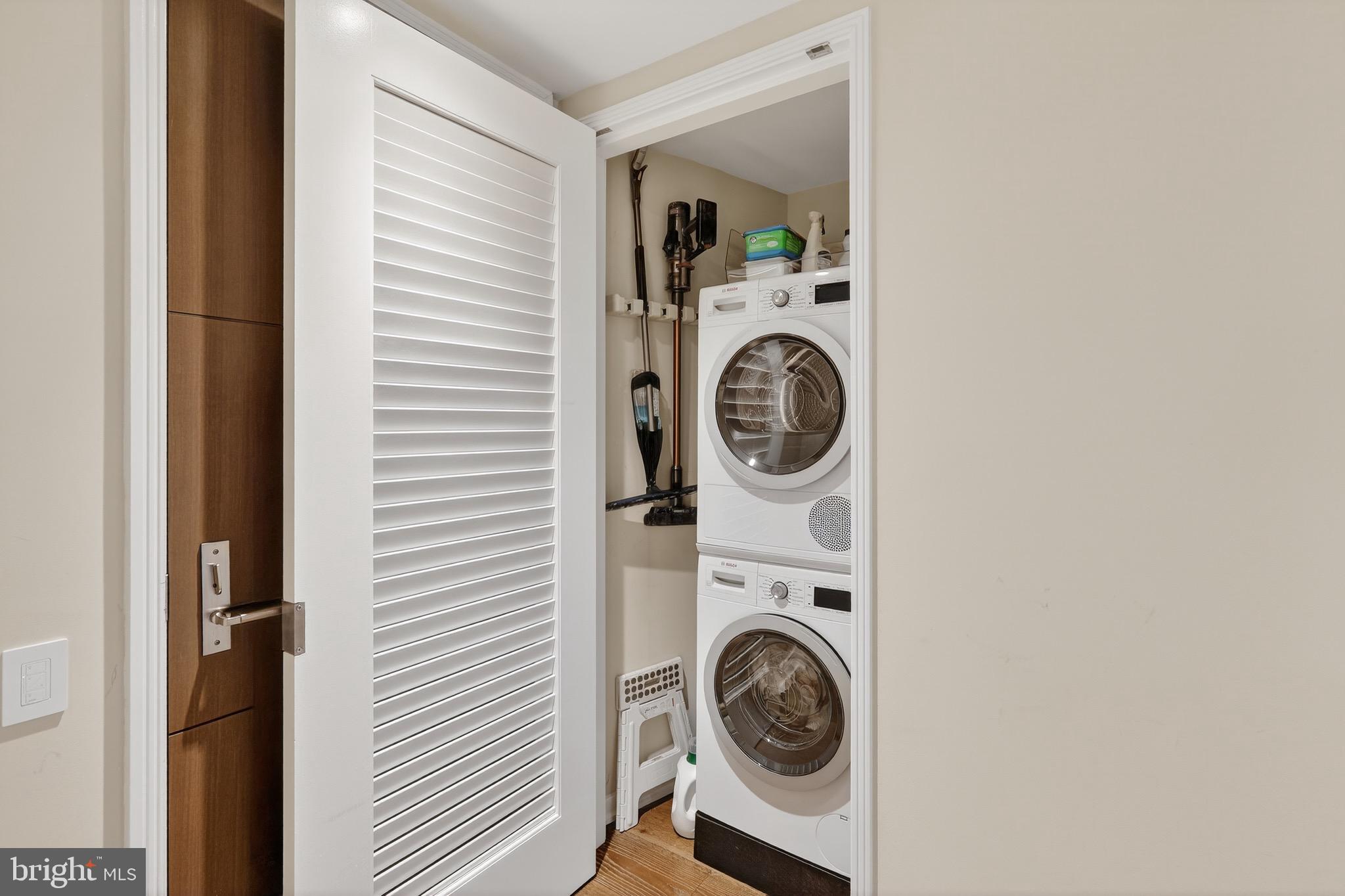 601 Wharf Street Southwest, Unit 1107 Washington, DC 20024 - Photo 26 of 26 a utility room with dryer and washer
