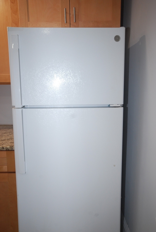 22 Eleanor Road Springfield, MA 01108 - Photo 12 of 42