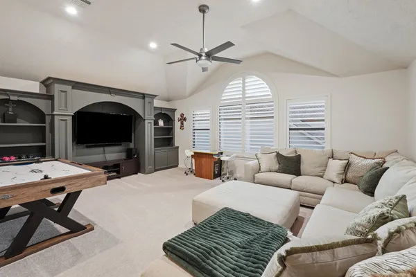 $700,000 | 18715 Glenn Haven Estates Drive, Spring, TX 77379