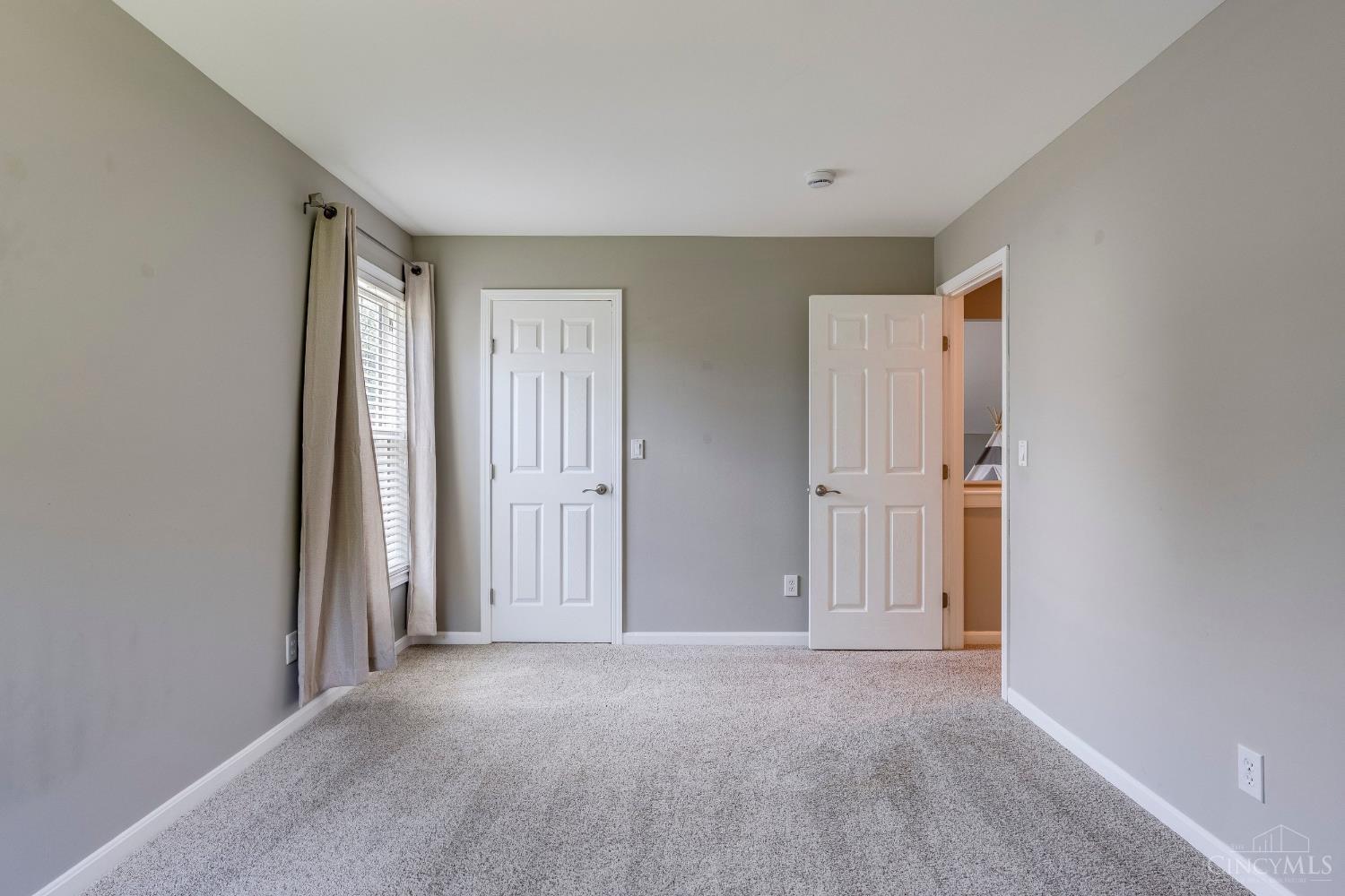5038 Midfield Road Cincinnati, OH 45244 - Photo 36 of 55