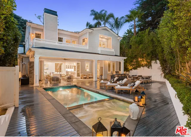 $25,000 | 1836 Laurel Canyon Boulevard, Unit 2, Los Angeles, CA 90046