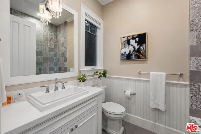 $25,000 | 1836 Laurel Canyon Boulevard, Unit 2, Los Angeles, CA 90046