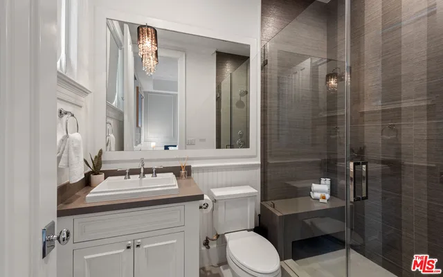 $25,000 | 1836 Laurel Canyon Boulevard, Unit 2, Los Angeles, CA 90046