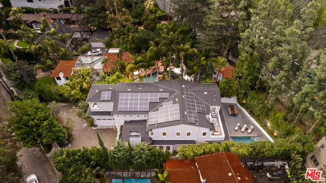 $25,000 | 1836 Laurel Canyon Boulevard, Unit 2, Los Angeles, CA 90046