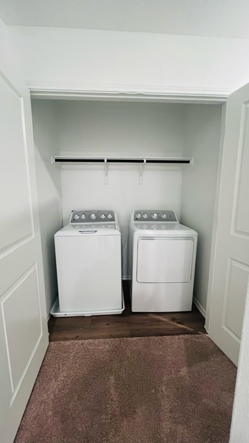 304 The Bad Way Jarrell, TX 76537 - Photo 14 of 26 a utility room with two washing machine