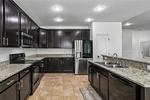 $310,000 | 563 Ponderosa Drive, Ponchatoula, LA 70454