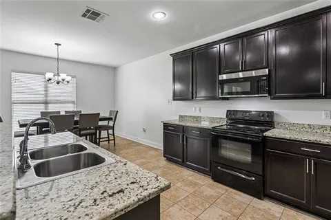 $310,000 | 563 Ponderosa Drive, Ponchatoula, LA 70454