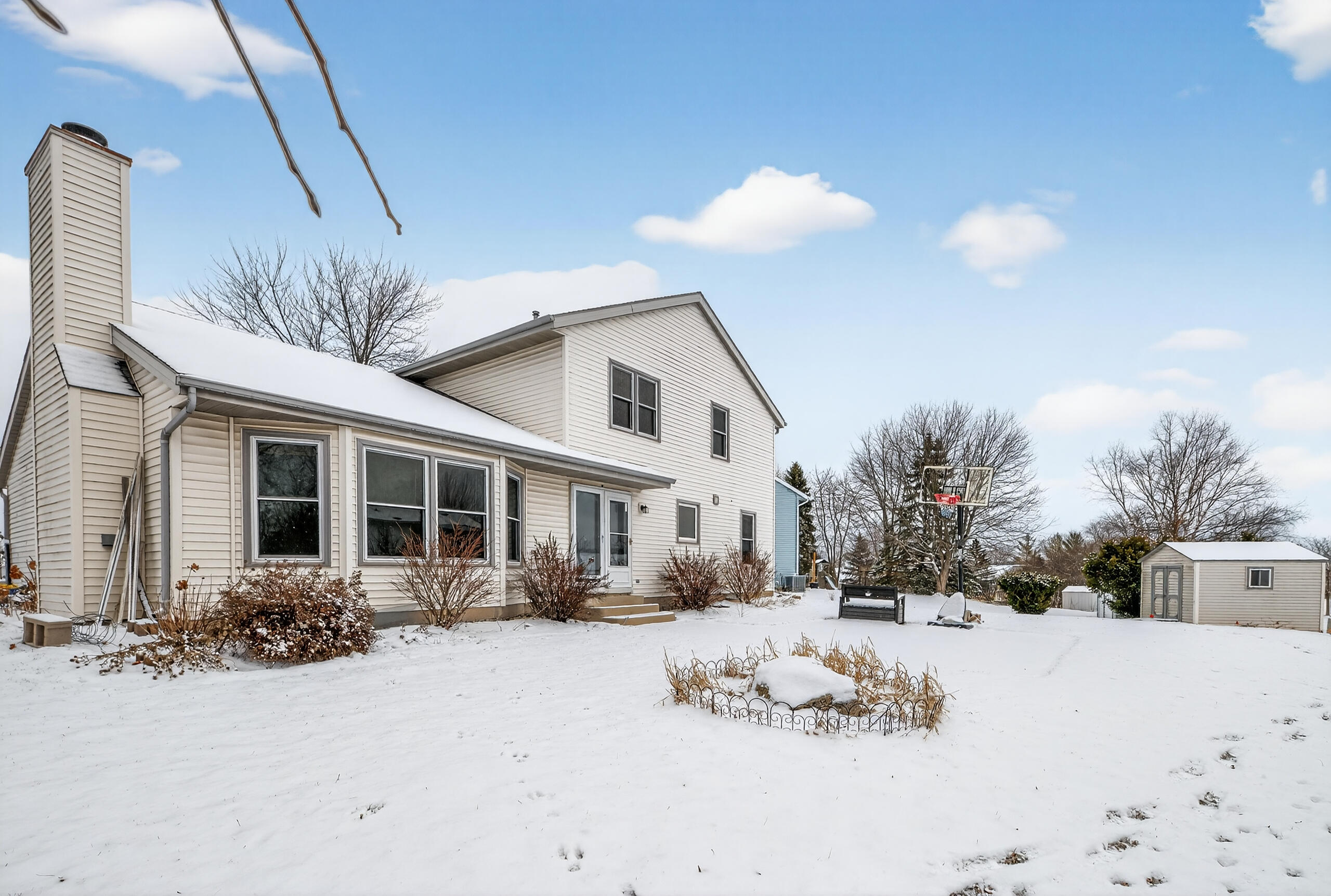 7258 Countryside Court Franklin, WI 53132 - Photo 31 of 36 Back