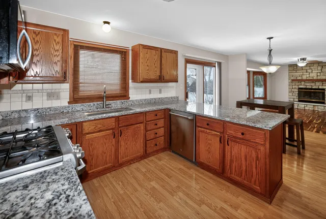 $509,900 | 7258 Countryside Court, Franklin, WI 53132