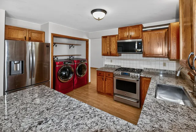 $509,900 | 7258 Countryside Court, Franklin, WI 53132