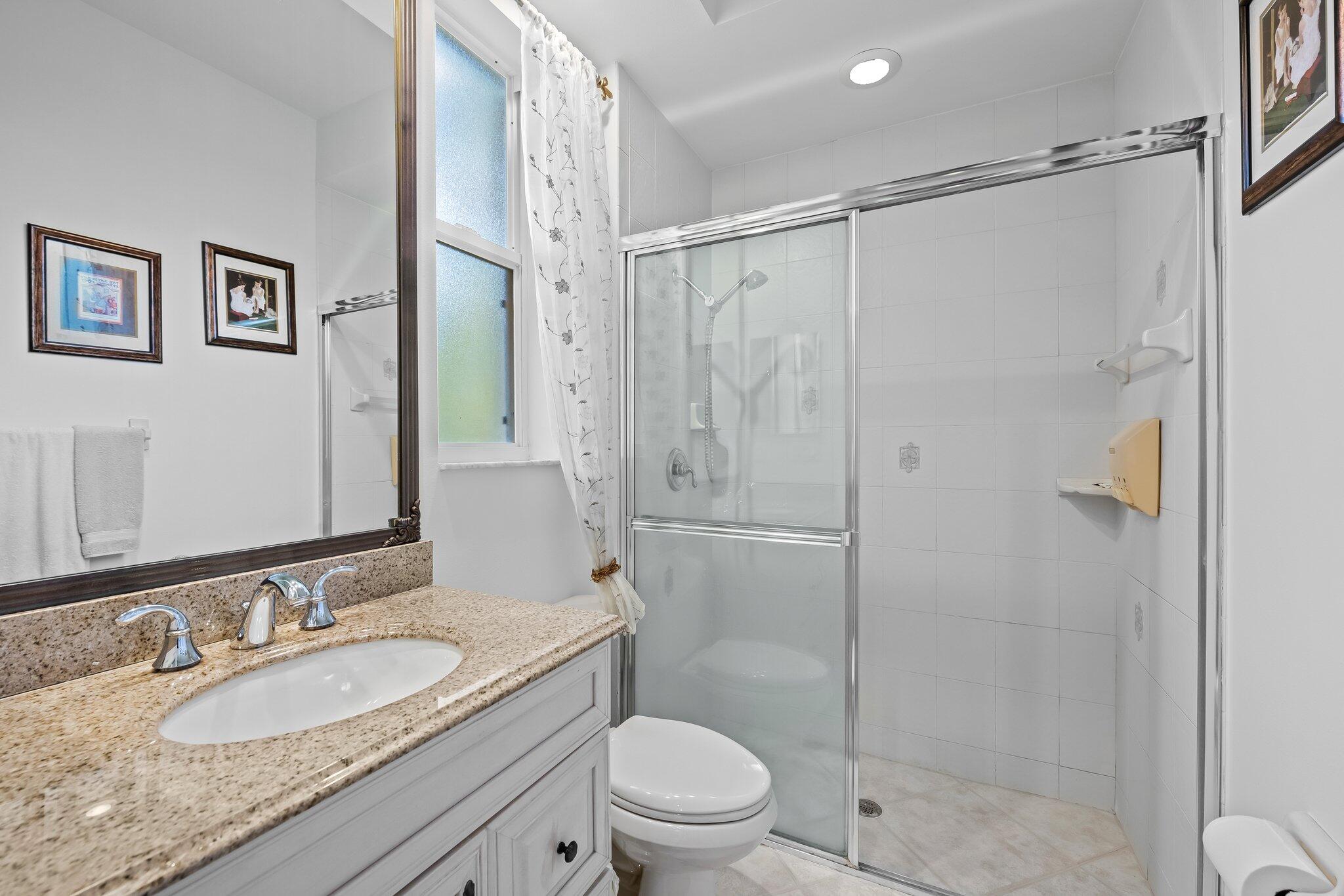 21255 Falls Ridge Way Boca Raton, FL 33428 - Photo 21 of 50 Bathroom 2
