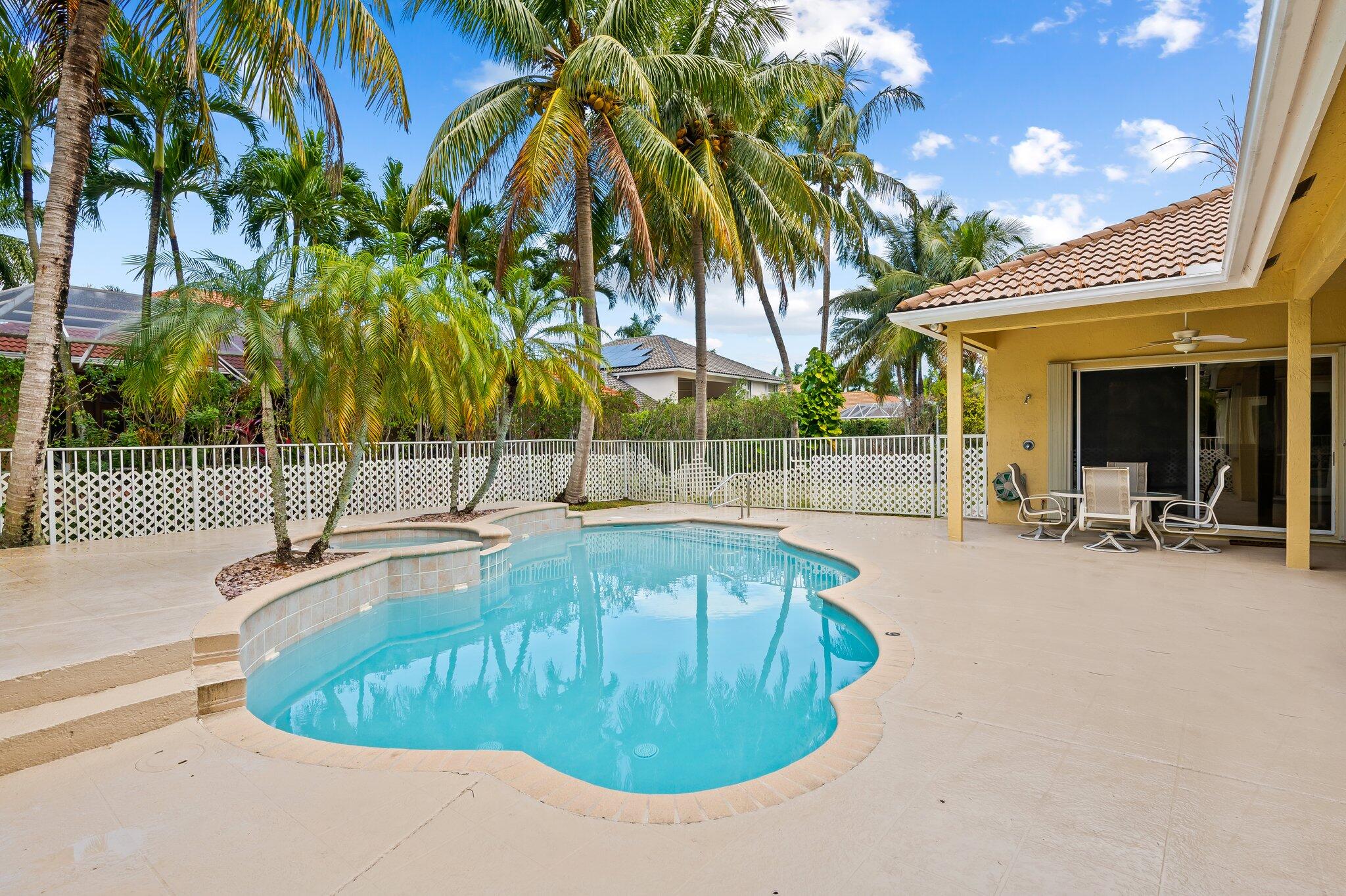 21255 Falls Ridge Way Boca Raton, FL 33428 - Photo 26 of 50 Pool