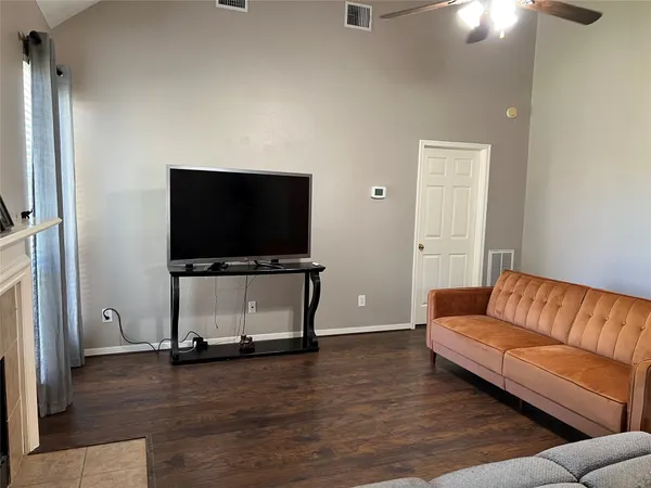 $3,200 | 14526 Grove Estates Lane, Cypress, TX 77429