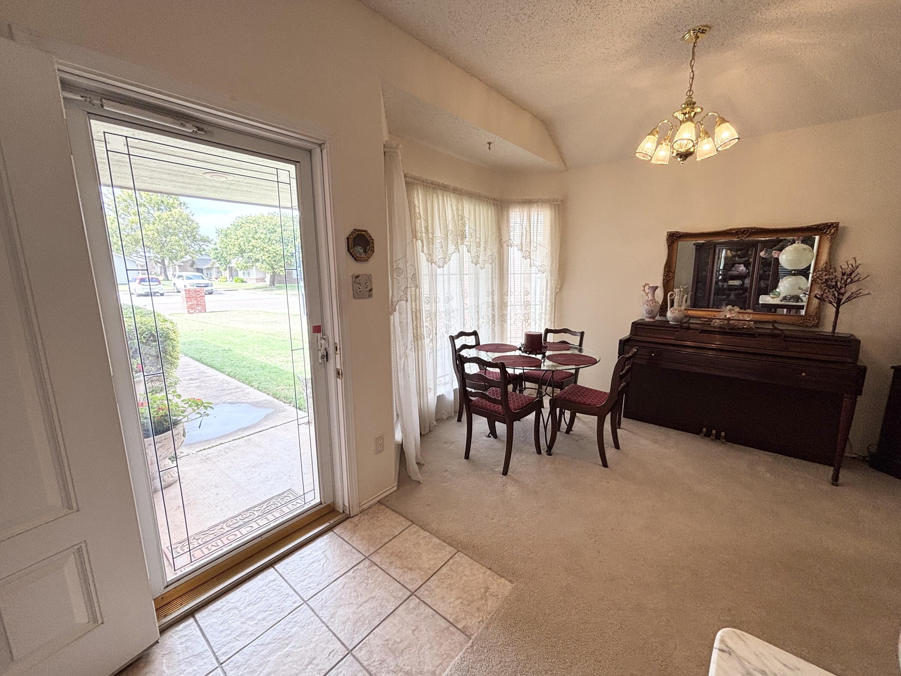 306 Ave M Abernathy, TX 79311 - Photo 4 of 22 a view of a livingroom with furniture