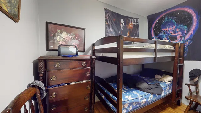 $110,000 | 2412 South B Street, Elwood, IN 46036