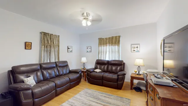 $110,000 | 2412 South B Street, Elwood, IN 46036