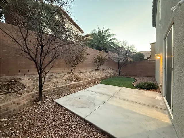 $2,250 | 661 Newquay Court, Las Vegas, NV 89178