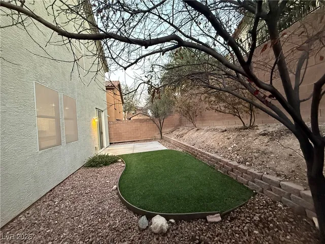 $2,250 | 661 Newquay Court, Las Vegas, NV 89178