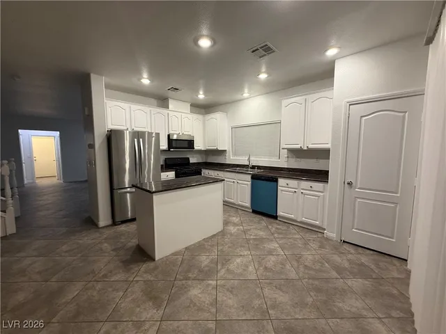 $2,250 | 661 Newquay Court, Las Vegas, NV 89178