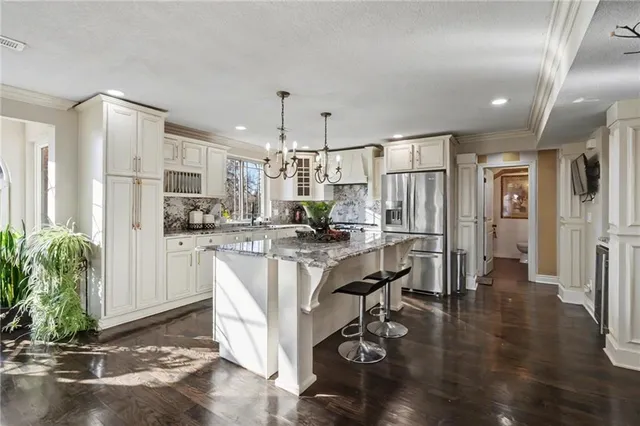 $527,000 | 8430 Kickapoo Street, De Soto, KS 66018