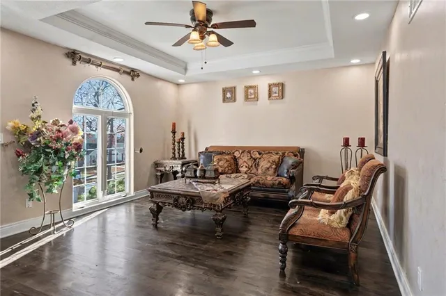 $527,000 | 8430 Kickapoo Street, De Soto, KS 66018