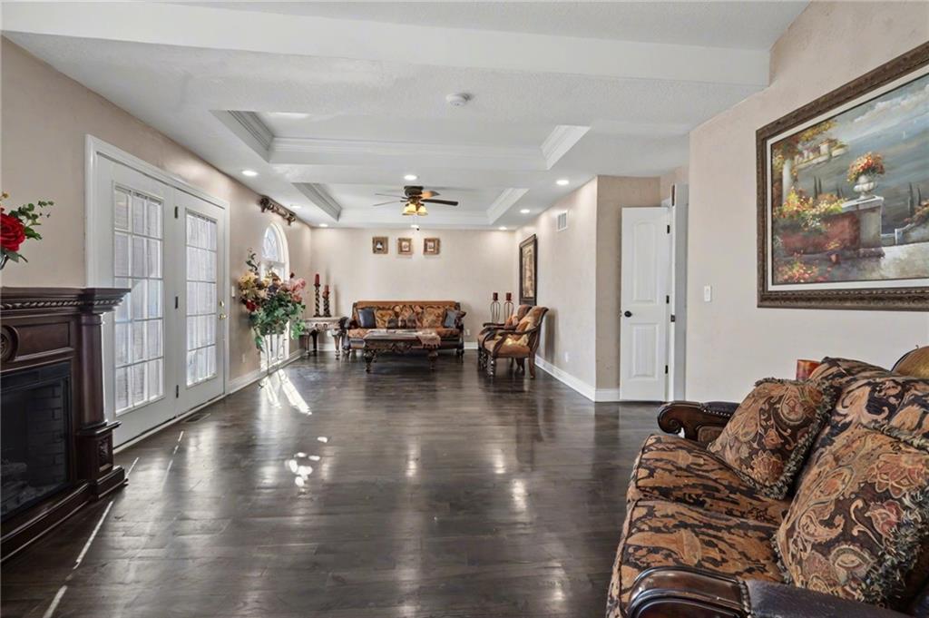 8430 Kickapoo Street De Soto, KS 66018 - Photo 43 of 62