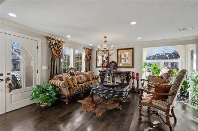 $527,000 | 8430 Kickapoo Street, De Soto, KS 66018