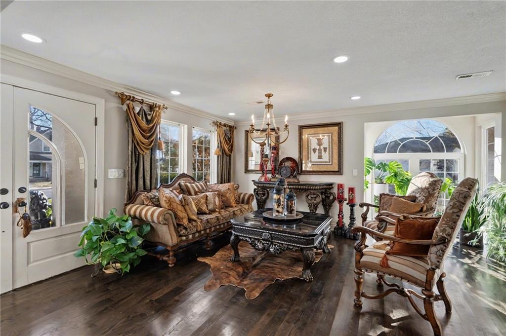 8430 Kickapoo Street De Soto, KS 66018 - Photo 5 of 62