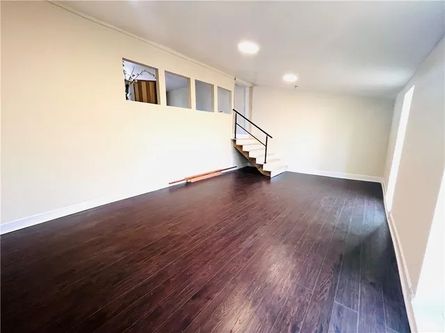 $527,000 | 8430 Kickapoo Street, De Soto, KS 66018