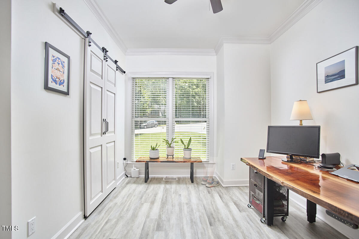 407 Crickentree Drive Cary, NC 27518 - Photo 36 of 78 027