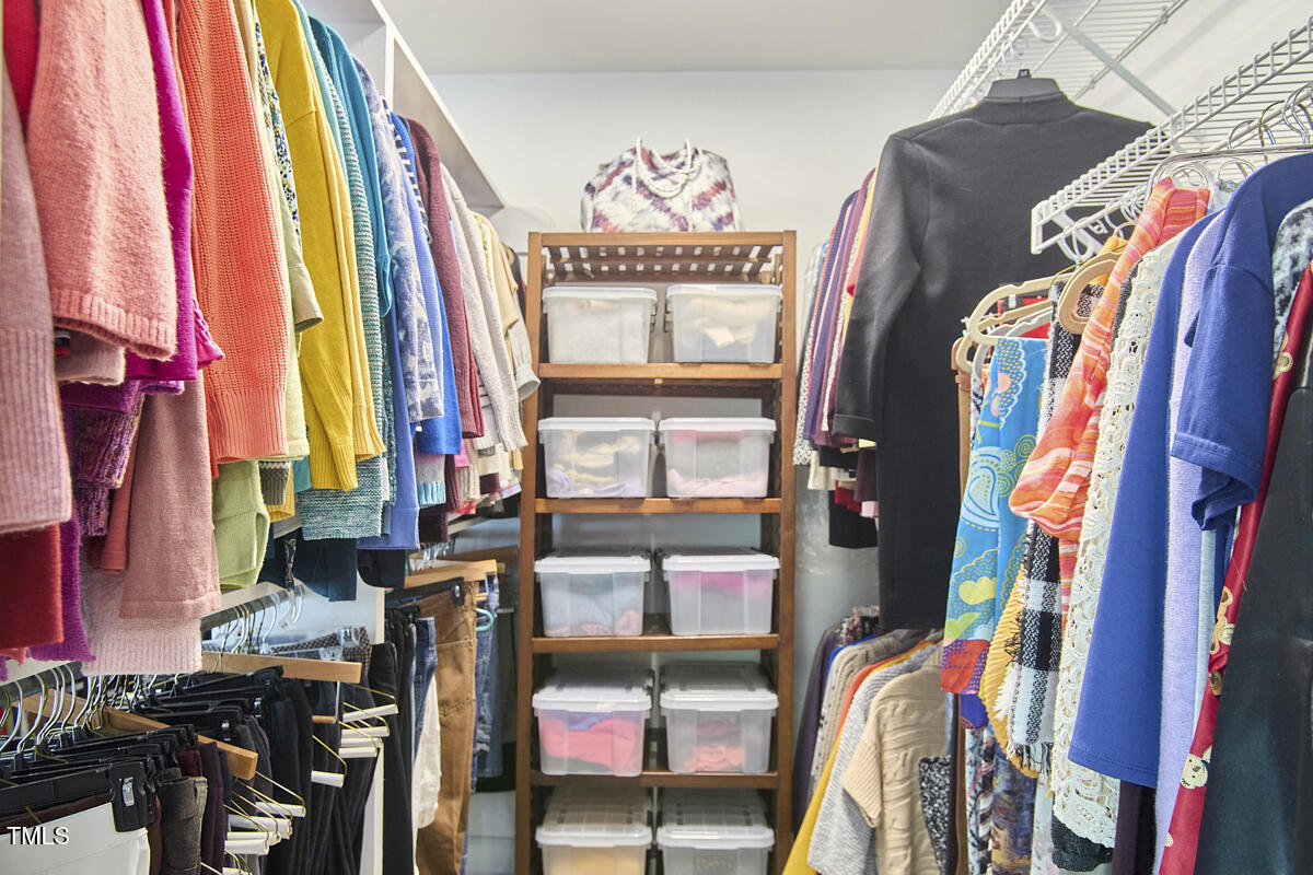 407 Crickentree Drive Cary, NC 27518 - Photo 45 of 78 046