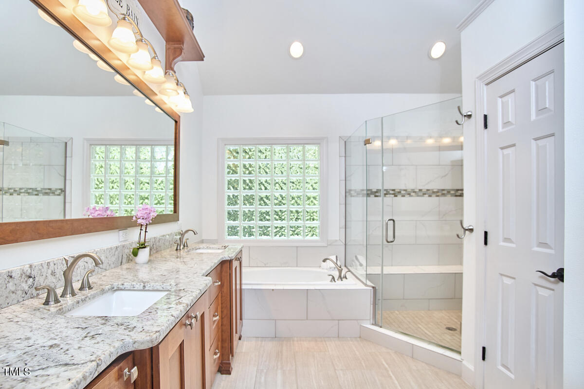 407 Crickentree Drive Cary, NC 27518 - Photo 48 of 78 047