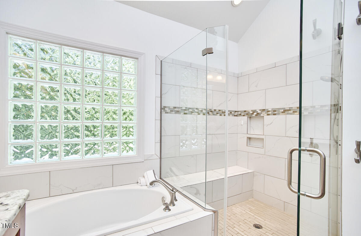 407 Crickentree Drive Cary, NC 27518 - Photo 49 of 78 048