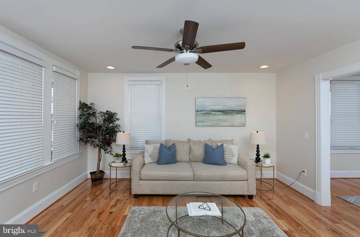 2503 Allendale Road Baltimore, MD 21216 - Photo 5 of 42